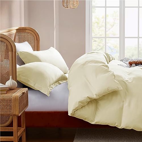 Nestl Queen Duvet Cover Set with Comforter Insert - Vanilla Yellow 4 Piece 90x90 Duvet Cover & 2 Pillow Shams with White Quilted Down Alternative Comforter, Ultra Soft, All Season