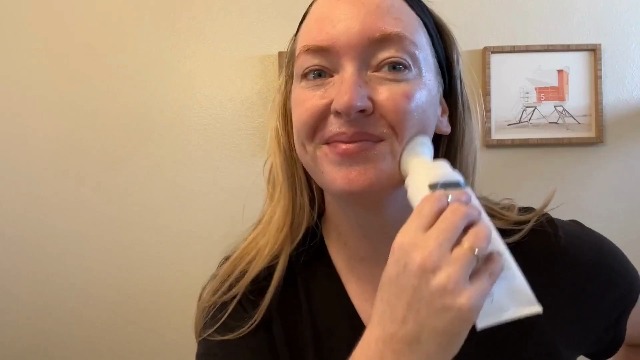 Amazon.com: Bioliq - Clean Facial Cleansing Gel with Babassu Oil