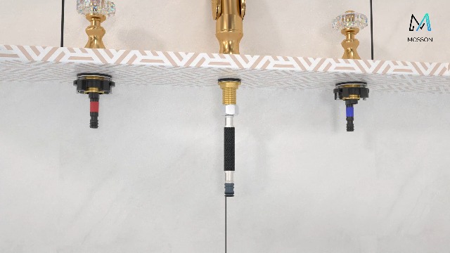 Polished Gold Swan Shaped 3 Hole Lavatory Faucet with 2 Crystal