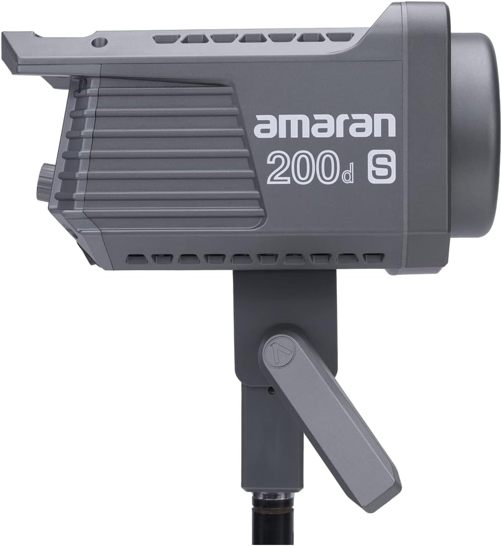 amaran 200dS LED Video Light, 200W Studio Light Bluetooth App Control 0-100% Brightness Control 8 Pre-Programmed Lighting Effects DC/AC Power Supply