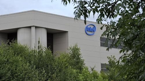Intel announces billions of euro in new investment in Leixlip plant