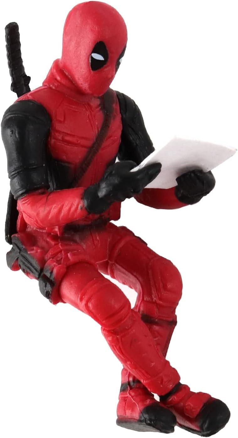 Deadpool Action Figure Gadget Auto Interni Cruscotto Ornamento Ciondolo Ornamenti di Auto Simpatico Deadpool Decorazioni Cruscotto Figurine per Interni per Decorazioni per Car Casa o Ufficio