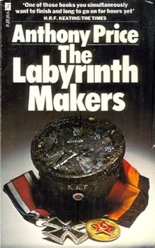 Paperback The Labyrinth Makers Book