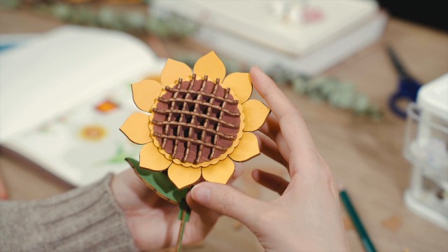 ROBOTIME Puzzle 3D Fleurs En Bois – Maquette à Construire, Tiges Réglables, Décoration Intérieure, Cadeau Femme, Saint-Valentin