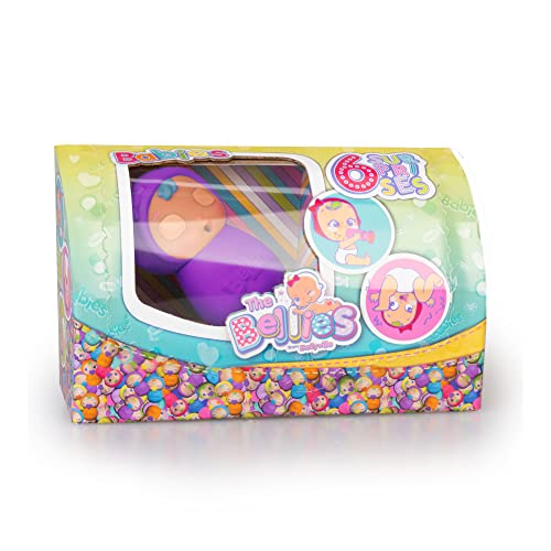 The Bellies From Bellyville - The Baby Bellies Bobby Boo, Color Morado, muñecos bebé para cuidar, Suaves y blanditos con 6 sorpresas Diferentes, Divertidos, se balancean, +3 años, Famosa (BEE08400)