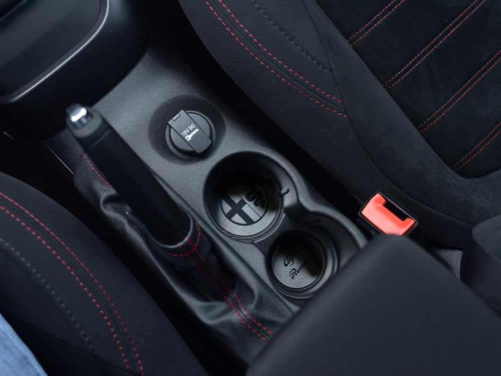 Copertura In Acciaio per Alfa_Romeo GIULIETTA - 2 Pezzi Portatazze Emblema Targa Inox Metallo Spazzolato Interni Fatto Su Misura Decorazioni Tuning Accessori