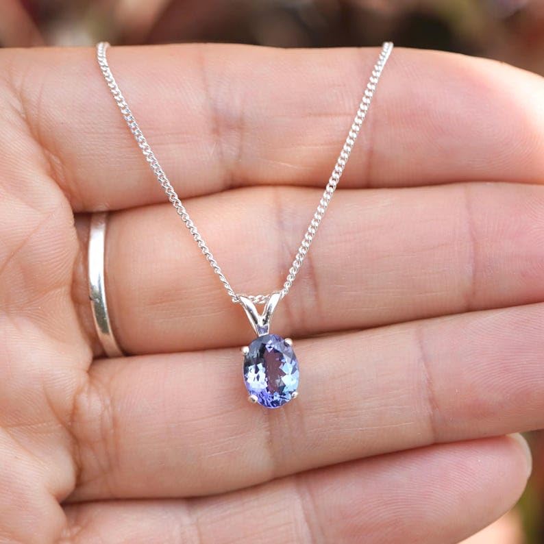 Pendentif tanzanite naturelle et argent 925, un collier d'exception taillé facettes - 2