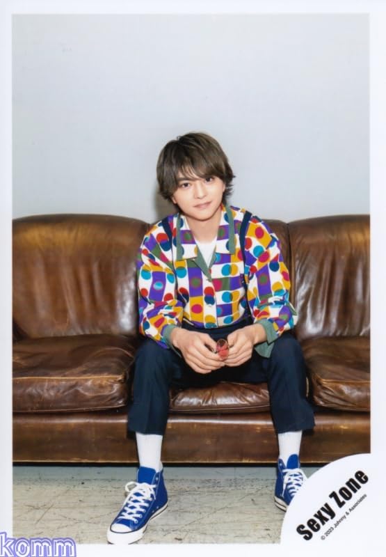 Amazon | Sexy Zone 公式 生 写真（佐藤勝利）SE00872 | アイドル