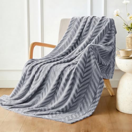 Whale Flotilla Manta para Sofá, Manta para Cama Suave, Franela Polar Cálida con Estampado de Chevron, Acogedora y Ligera para Todas Estaciones, 130 x 150 cm, Gris Plateado