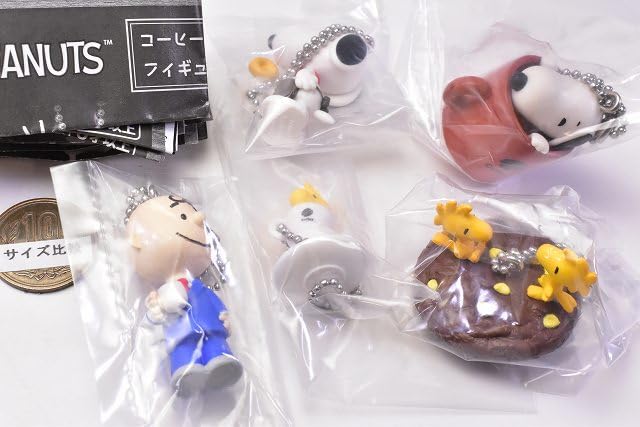 Amazon.co.jp: PEANUTS コーヒースタンドスタイル フィギュア