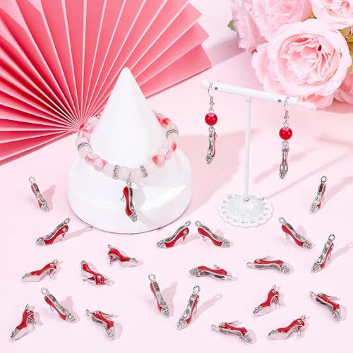 Création de bijoux avec ces pendentifs princesses en émail rouge et strass - 5