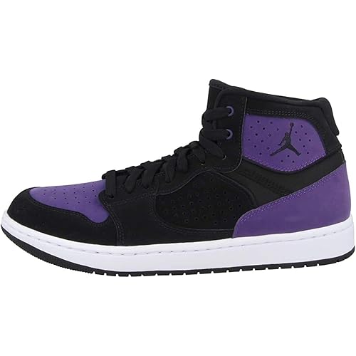 Nike Men's Basketball Shoe