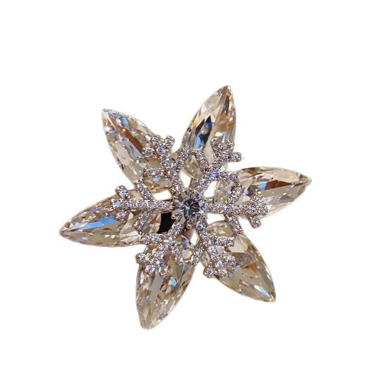 Image of Christmas Brooch Pins Crystal Christmas Tree Snowflake Jingle Bell Reindeer Enamel Brooches Holiday Party Gift for Women
