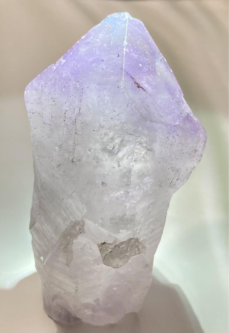 トライゴーニック✨　レインボー　カコクセナイト内包　アメジスト　原石　紫水晶 Amazon.co.jp: トライゴーニック レインボー カコクセナイト内包