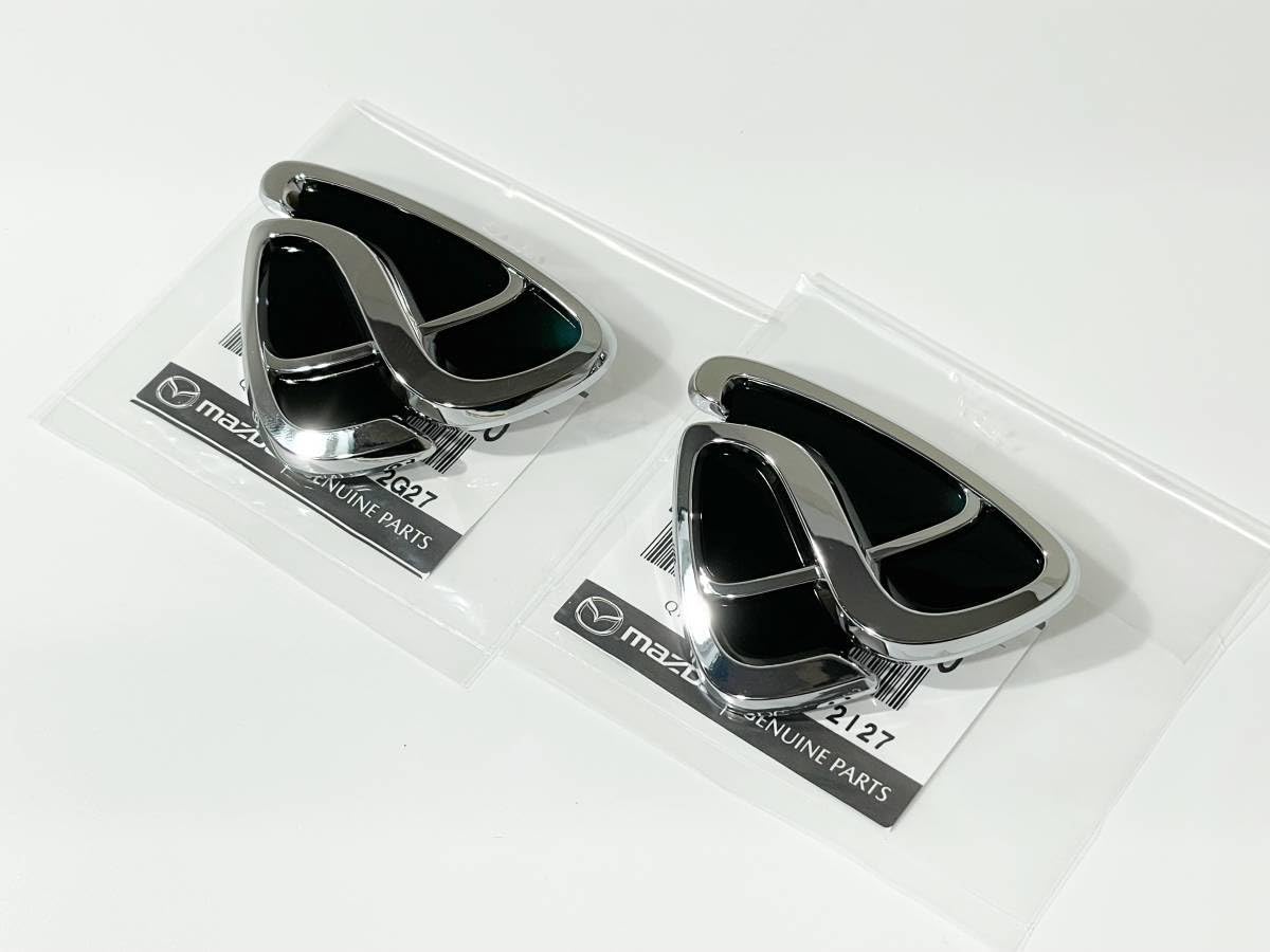 マツダ 純正 RX-7 FD3S リアレッドエンブレムバッジ M-375｜車・バイク 