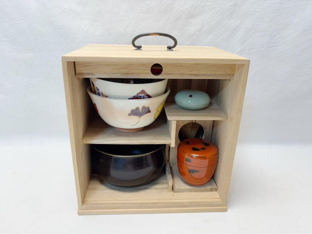 美品 茶道具 桐 短冊箱 茶箱揃 茶箱 9点セット 茶道具一式 茶器 野点 Amazon.co.jp: 茶道具 桐 短冊箱 茶箱揃 茶箱 9点セット茶道具一式