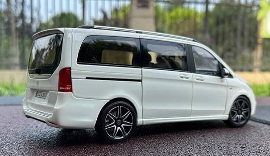 Amazon | NOREV 1/18 メルセデスベンツ Benz V-Class AMG MPV W