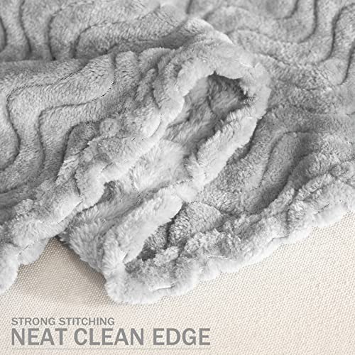 Exclusivo Mezcla Large Flannel Fleece Throw Blanket, 50X70 Inches Soft Jacquard Weave Wave Pattern Blanket For Couch, Cozy, Warm, Lightweight And Decorative Light Grey Blanket #TOP5