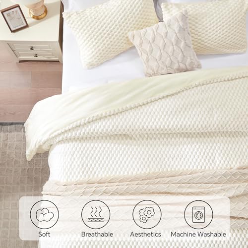 BEDELITE Fluffy Queen Comforter Set - Beige Fleece Soft Comforter for Queen Size Bed, Luxury Warm Bedding Set for Winter, Fuzzy Bed Set 3 Pieces (1 Comforter, 2 Pillowcases)