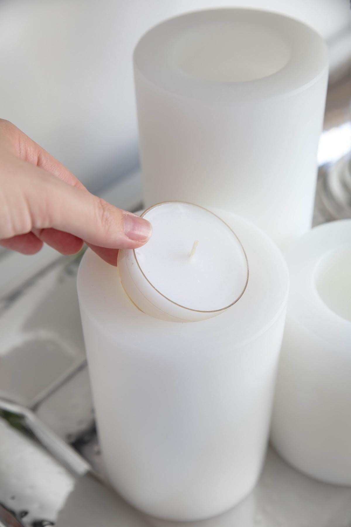 EDZARD Cornelius Tea Light Holder Black Height 9 cm Diameter 8 cm Heat Resistant up to 90 Degrees, 8 cm x 8 cm x 9 cm - Image 4