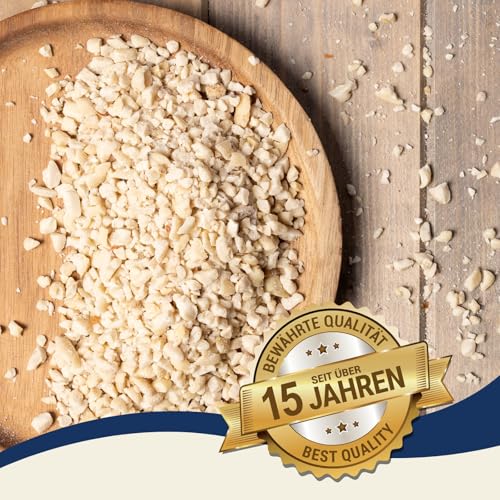 Lyra Pet® | 25 kg Erdnusskerne weiß gehackt | Ideal für Kleine Vögel & Jungtiere | Wildvogelfutter für Sommer & Winter | Fetthaltig & Nährstoffreich | Energiespender für Wildvögel | Gehackte Erdnüsse