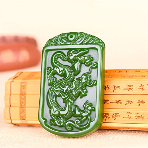 Jade vert naturel : collier pendentif d'exception en pierre véritable taillée