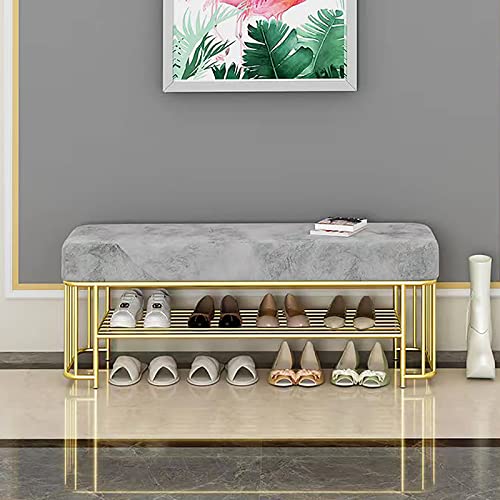 Banc à chaussures en velours gris compact pour gagner de la place dans l'entrée