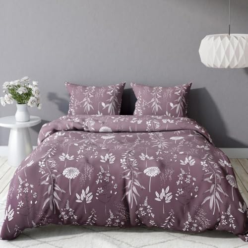 Image of Wakefit Cotton Fitted Bedsheet | 200 TC Elastic Fitted Sheet, Queen Bed Bedsheet Checkered With 2 Pillow Covers | Taylor - 78X60 Inches,Multi