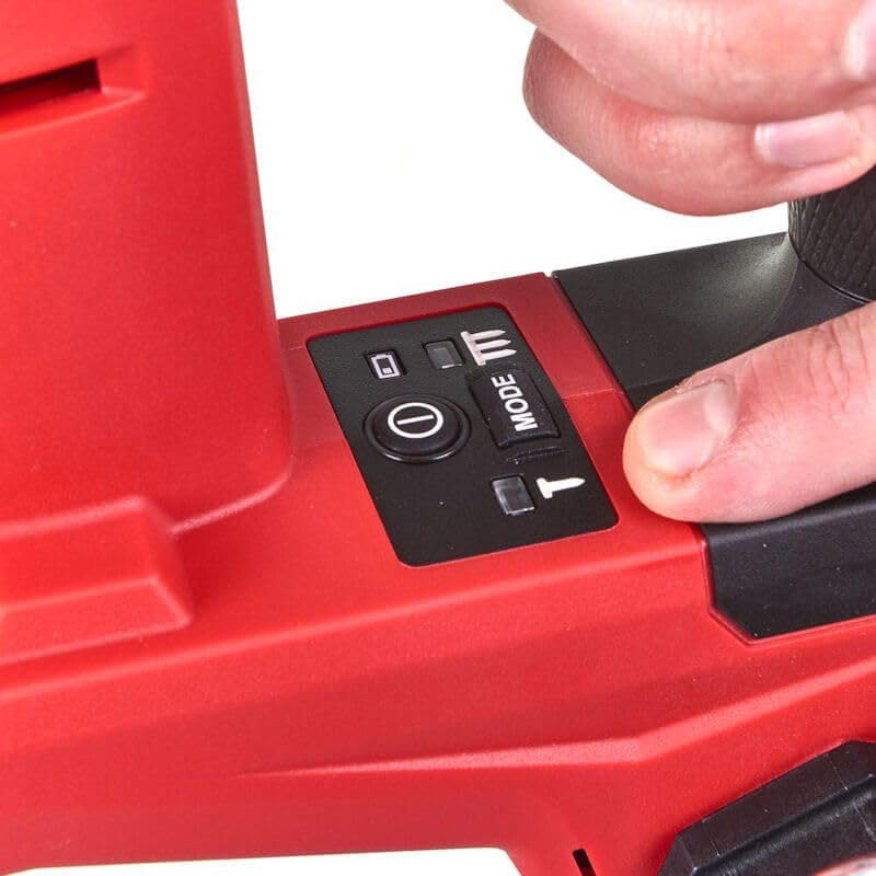 Milwaukee M18FN18GS-0 Cloueuse de finition 18 V M18 carburant 18 g