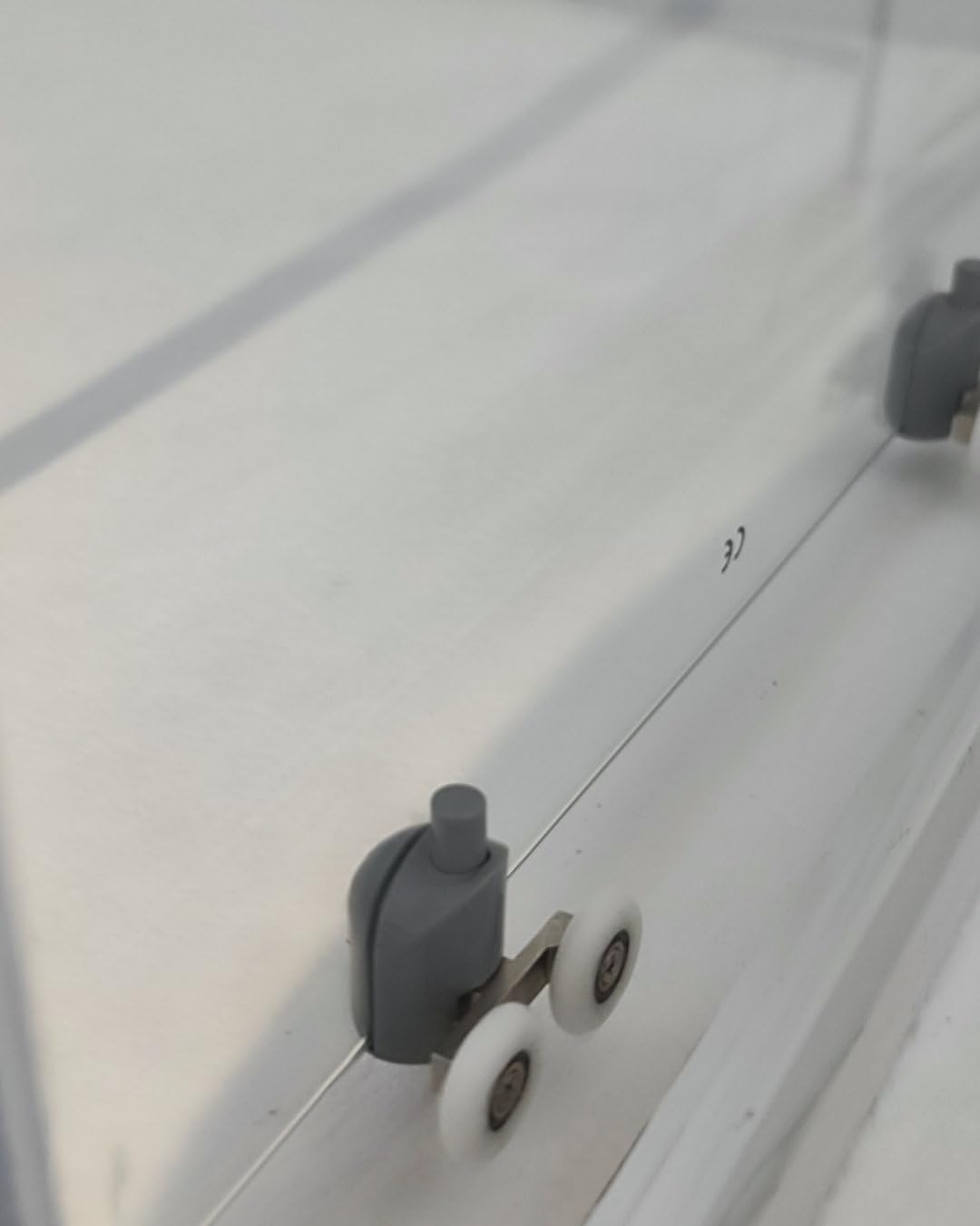 Box doccia cm 70x90 angolare vetro temperato 6 mm trasparente, apertura scorrevole e profili cromati