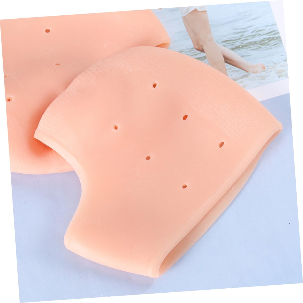 minkissy Heel Wear Protection Silicone Heel Socks for Cracked Heels Moisture Locking Foot Comfortable Elastic Sleeves Pad Design