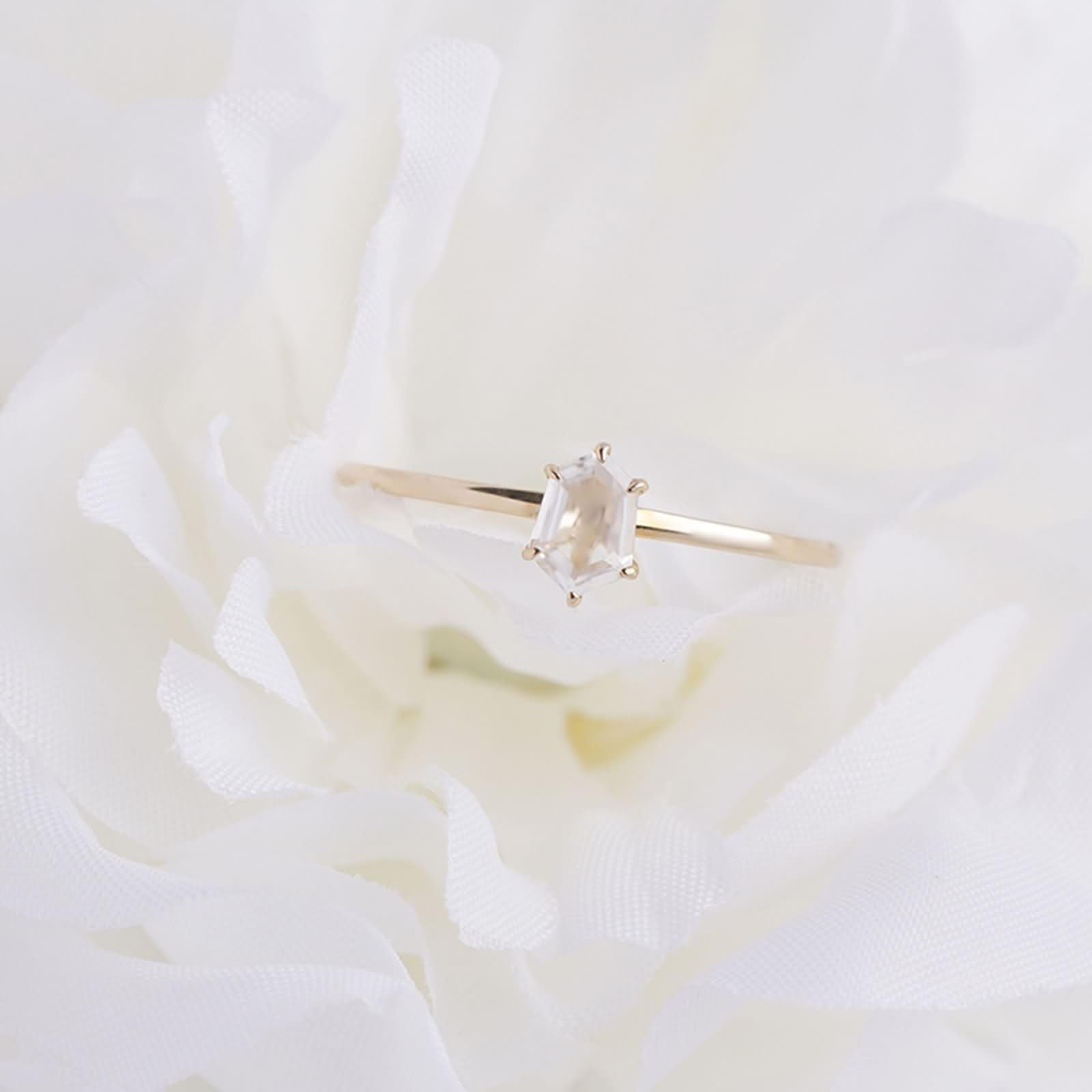 Daesar Anillos de Alianza de Mujer con Irregular Solitario con Cristal, Oro Amarillo 9K/14K/18K, Anillo de Compromiso Oro