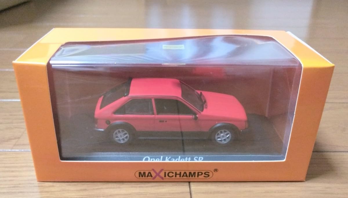 PMA - MAXICHAMPS 1/43 オペル カデット D SR 1982 レッド Maxichamps 940044121 Opel Kadett D SR, 1982 /red/