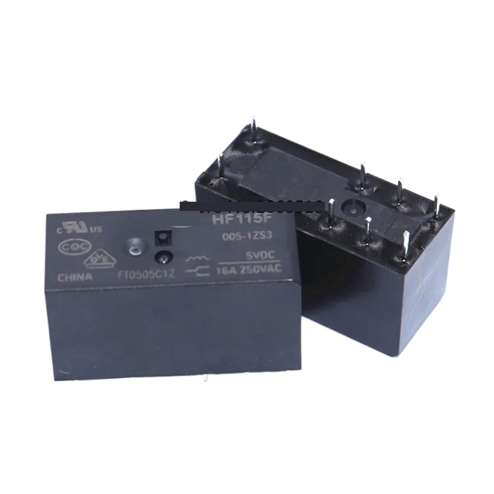 Relais HF115F-005-1ZS3 pour remplacer un composant défectueux 250V et réparer une carte électronique
