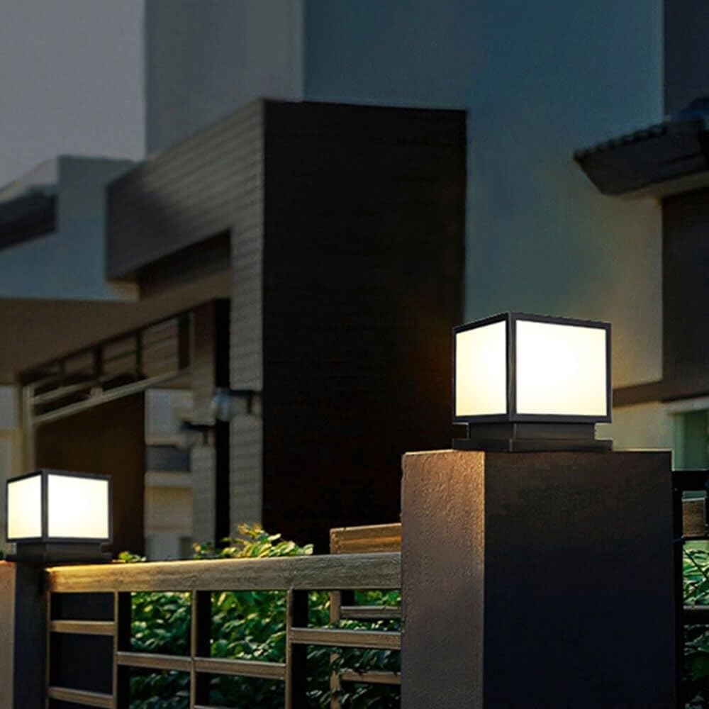 Zewnętrzna lampa słupkowa Nowoczesna latarka Oświetlenie uliczne Super jasne metalowe kreatywne hartowane szkło Lampy Stigma Solarne czarne wykończenie Lampa słupkowa do(One Color-25cm)