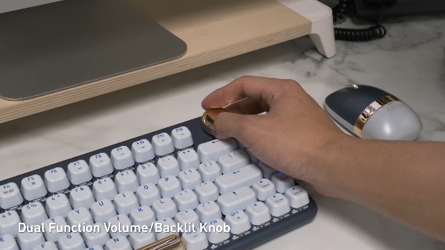 Amazon.com: Azio IZO Wireless BT5/USB PC & Mac Mechanical Keyboard