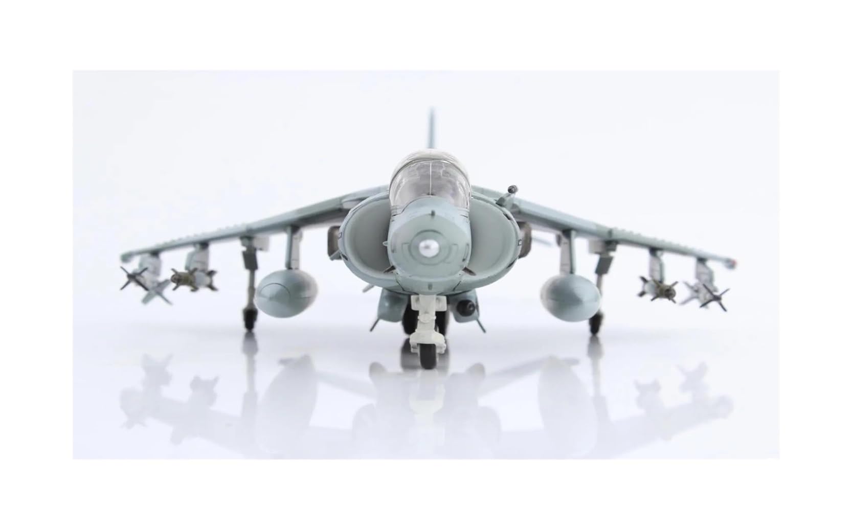 Amazon.co.jp: 飛行機模型飛行機おもちゃの飛行機模型 1/72 スケール