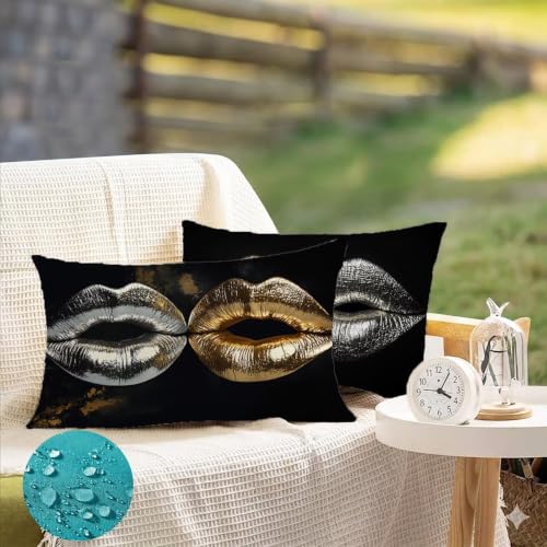 Velours de qualité pour cette housse coussin exterieur impermeable