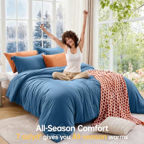 Image of MUXHOMO King Size Comforter Set, All Season Ultra Soft Down Alternative Bedding - 3 Piece Lightweight Bed Set Includes 1 Comforter (104 inchx90 inch) and 2 Pillow Shams (20 inchx36 inch), Teal