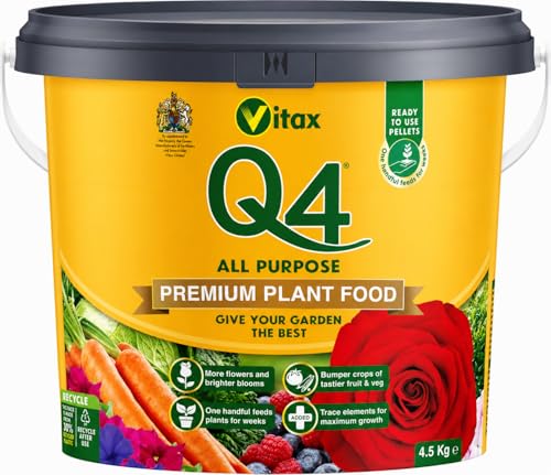 Q4 Fertiliser 4.5kg All Purpose Plant Food for Vegetables Fruit Roses & Flowers Granular Garden Fertiliser for Growth & Blooms (Single Pack)