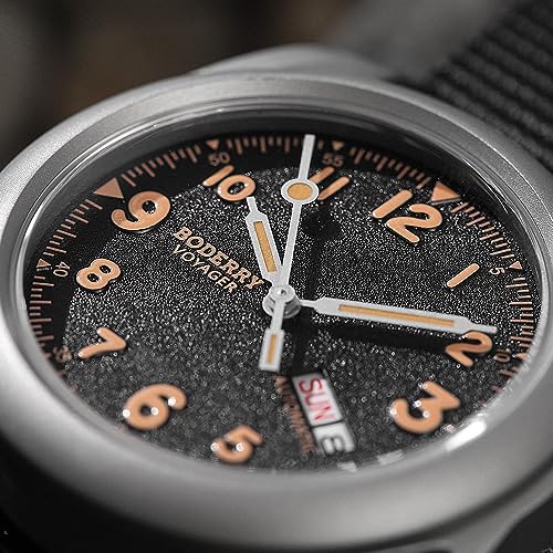 Image of BODERRY Men's Watch Titanium Automatic Field Watch 40mm Military Watch Day Date Function 100M Waterproof with Titanium Bracelet Japanese Mechanical Movement & Screw Down Crown-Voyager
