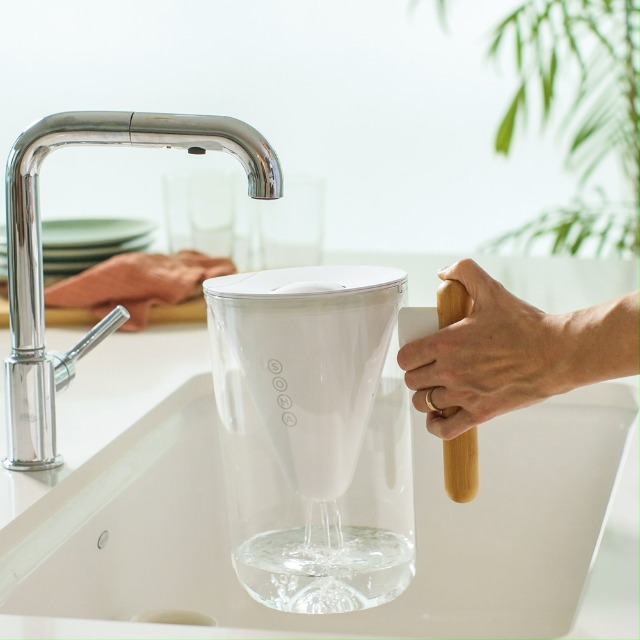 J&I 神水 soma water Soma 80 oz. Filtered Water BPA-Free Pitcher