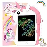 🦄【Diseño único de unicornio】 El bonito aspecto de unicornio inspirará la alegría de tu hijo. Sin tinta, sin reflejos, sin polvo. Nuestros blocs de notas LCD son seguros y cómodos para proteger sus ojos durante un uso prolongado. La batería oculta solo puede ser reemplazada con un destornillador por adultos, lo cual es seguro para los niños incluso cuando juegan con esta tableta de dibujo. El tablero de escritura LCD sería el mejor juguete alternativo electrónico a una edad temprana.