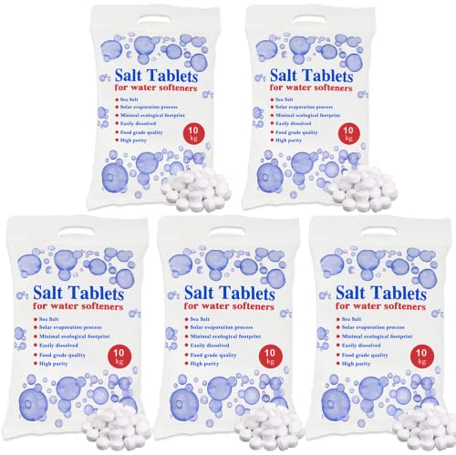 Is salt water good for wounds on dogs