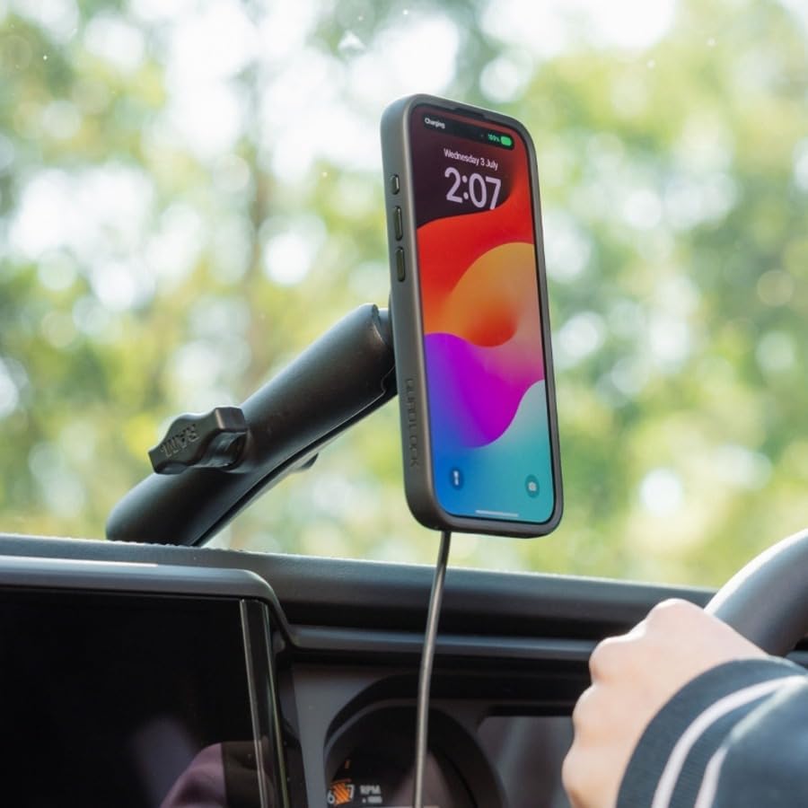 iPhone mounted vertically in portrait mode in a vehicle