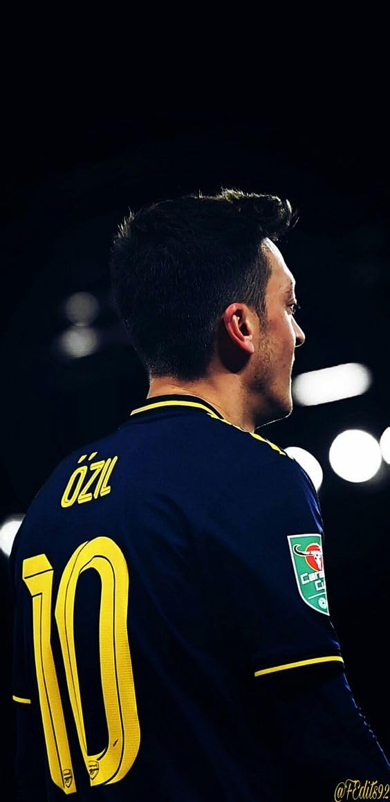 Mesut Özil Wall Poster - 170 GSM 12x18 Unframed Multicolor Perfect for your Wall HOMEDECORE1824