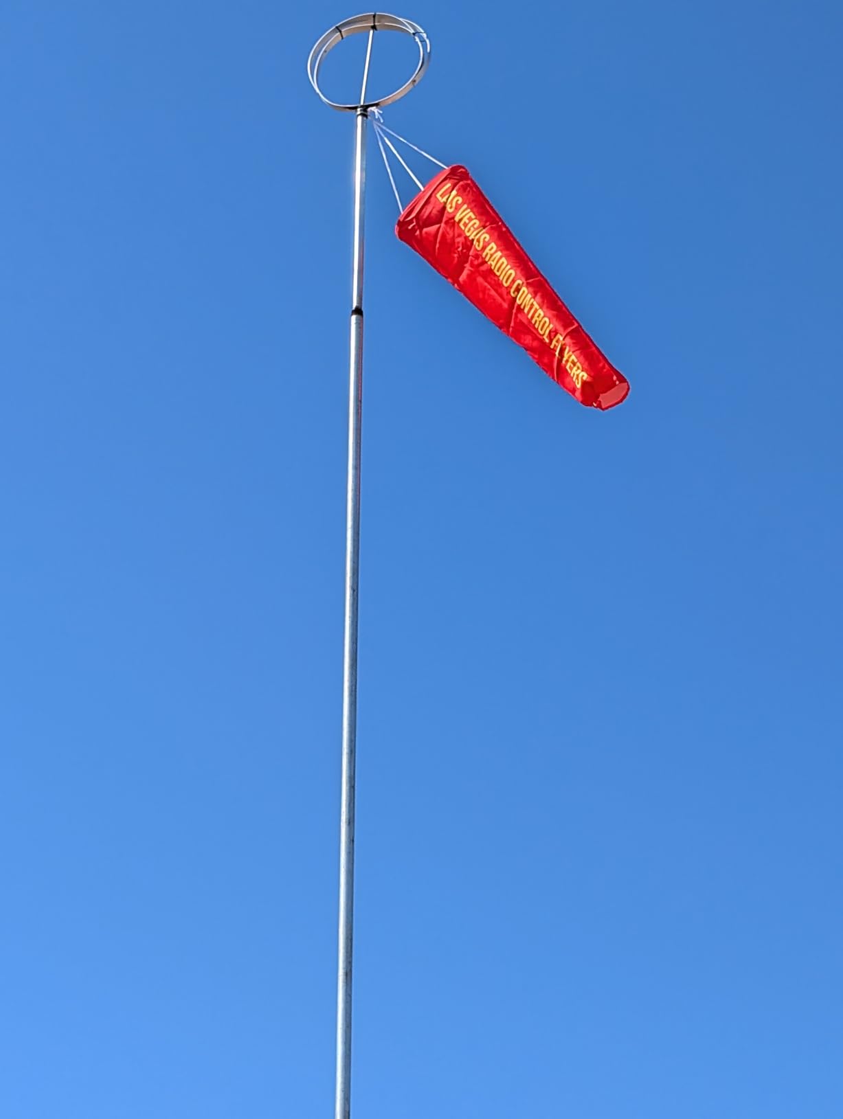 Custom WindSock for Outside（6" X 24"，8" X 36"，10" X 36"，12" X 48"）