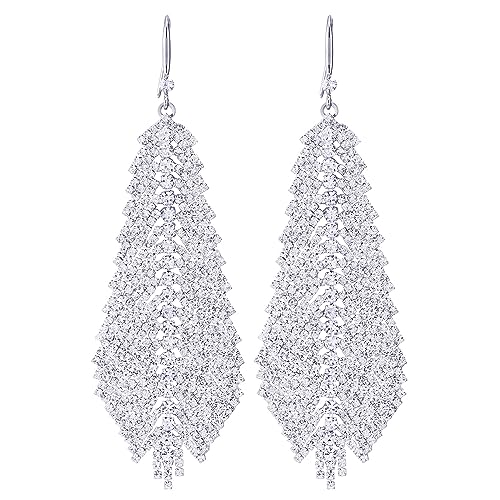 Pendientes de cascada con brillantes para novias y vestidos de fiesta en galas de noche
