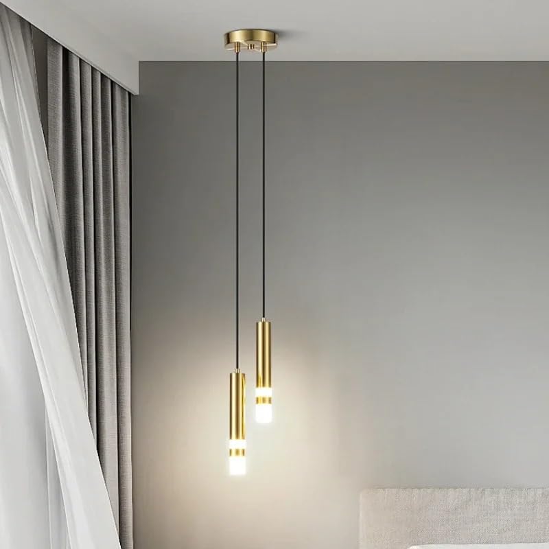 Luminaire LED suspendu au design moderne et épuré avec finitions dorées luxueuses