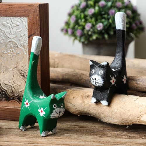 Statue de chat sculptée en bois noble, une collection d'art animalier d'exception